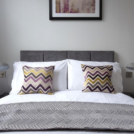 Cotels At 7Zero1 Serviced Apartments - Modern Apartments, Superfast Broadband, Free Parking, Centrally Located Milton Keynes Exteriér fotografie