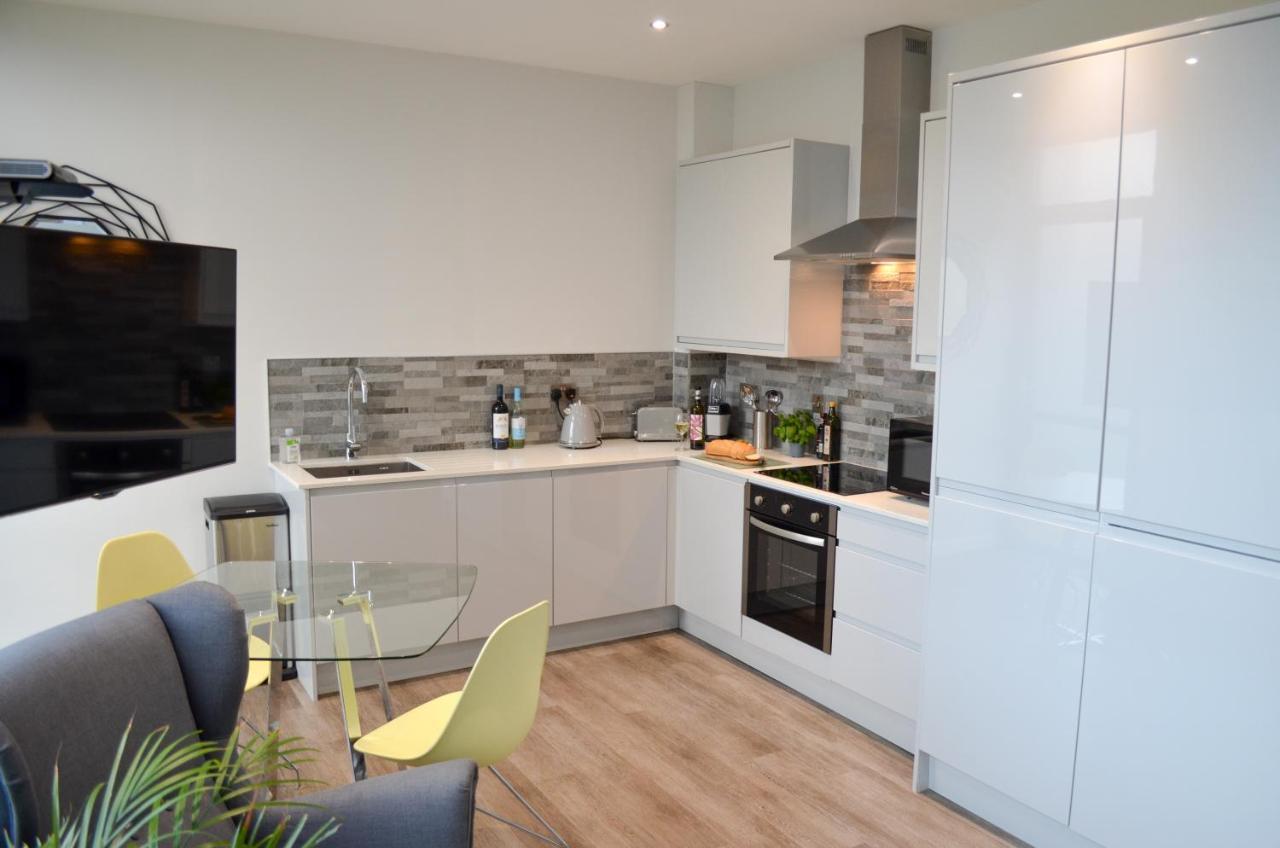Cotels At 7Zero1 Serviced Apartments - Modern Apartments, Superfast Broadband, Free Parking, Centrally Located Milton Keynes Exteriér fotografie