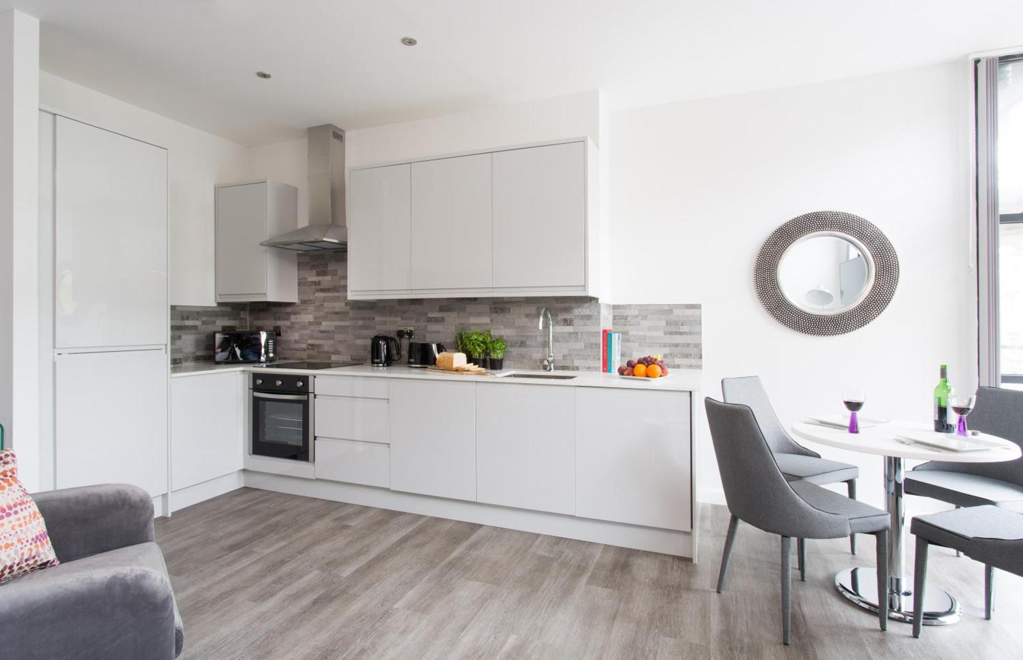 Cotels At 7Zero1 Serviced Apartments - Modern Apartments, Superfast Broadband, Free Parking, Centrally Located Milton Keynes Exteriér fotografie