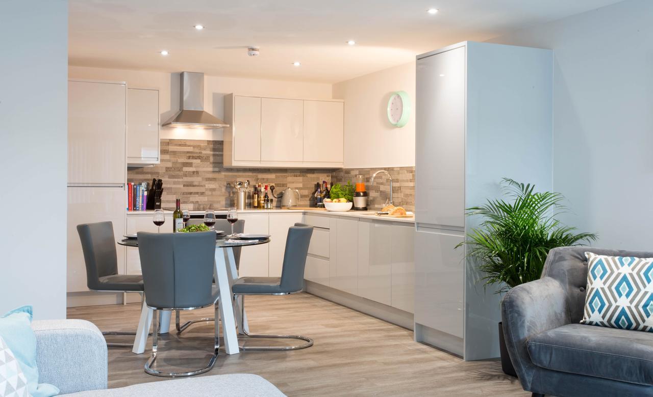 Cotels At 7Zero1 Serviced Apartments - Modern Apartments, Superfast Broadband, Free Parking, Centrally Located Milton Keynes Exteriér fotografie